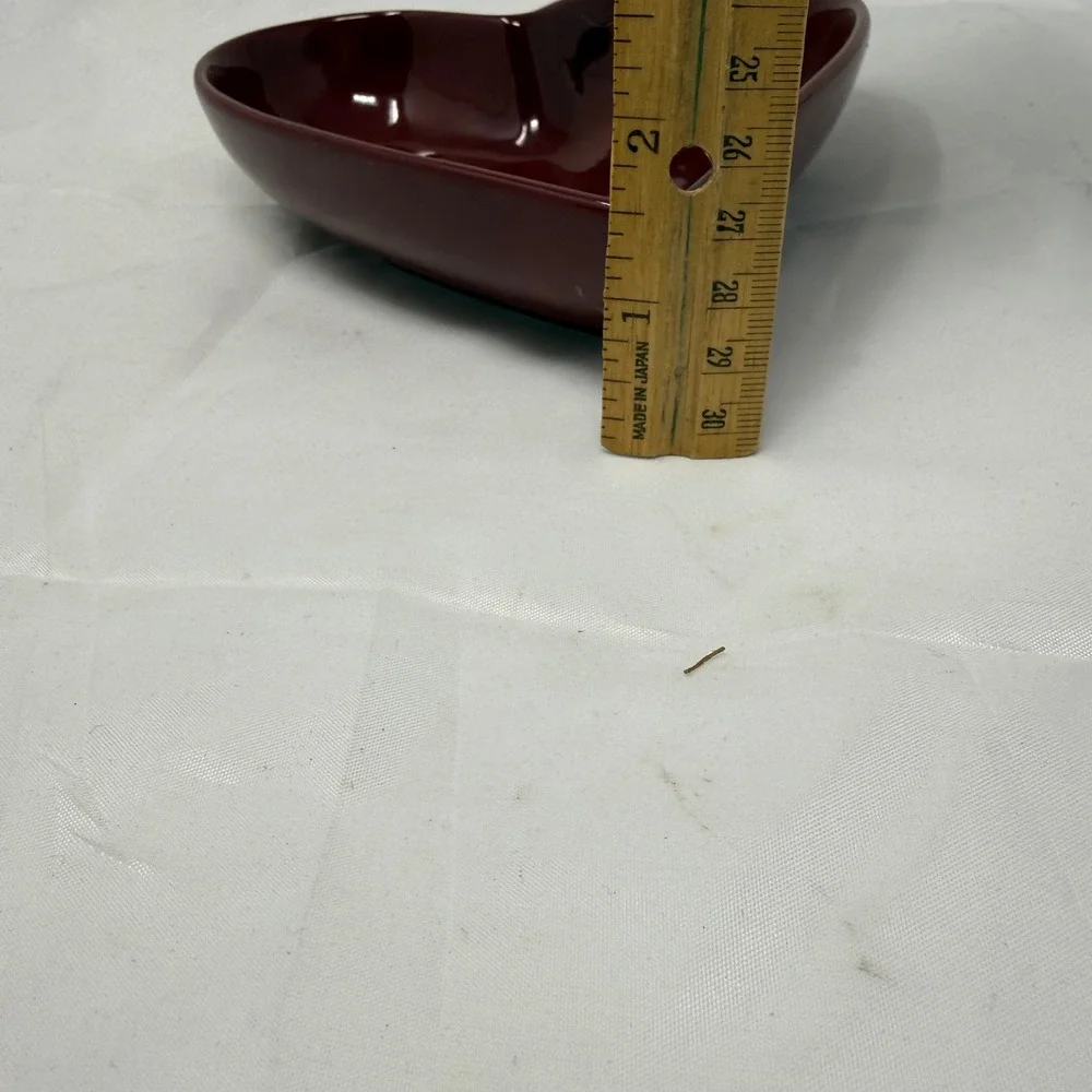 Pampered Chef Simple Additions Cranberry Red Ceramic Heart Shaped Serving Bowl